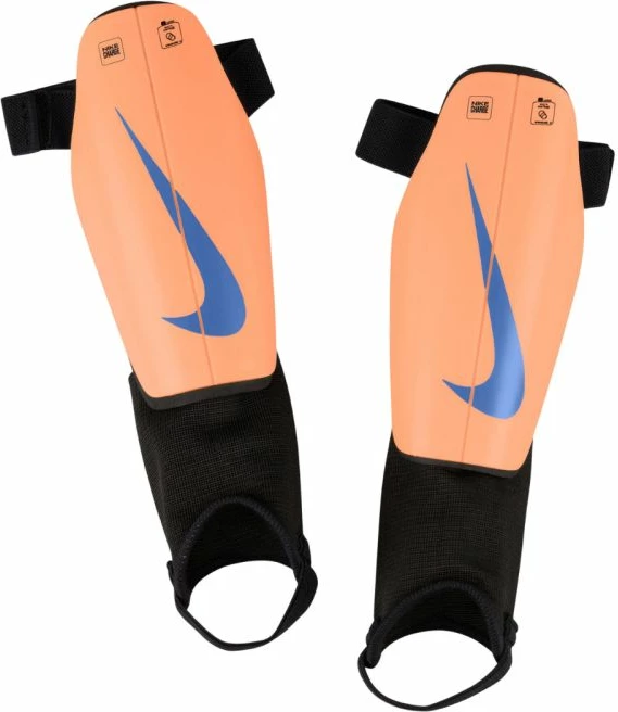 Mbrojtëse këmbësh për fëmijë Nike Charge DX4610, portokalli