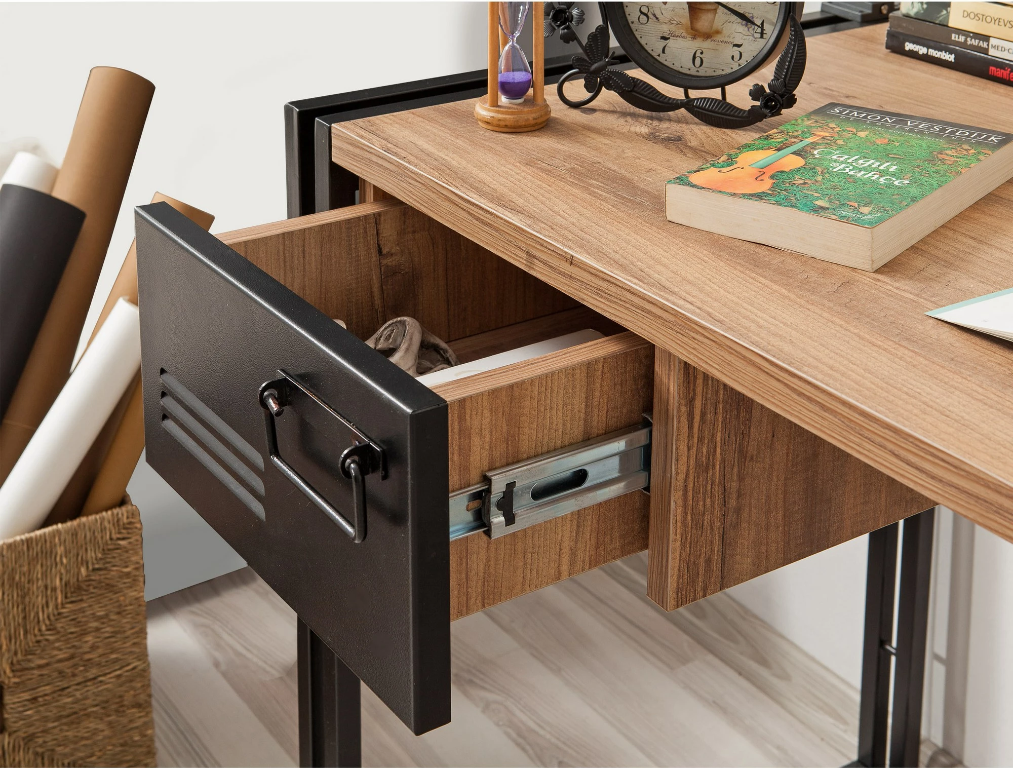 Set mobiljesh për dhomë studimi, Hanah Home, COSMO-TKM.10, ngjyrë Atlantic Pine dhe e zezë