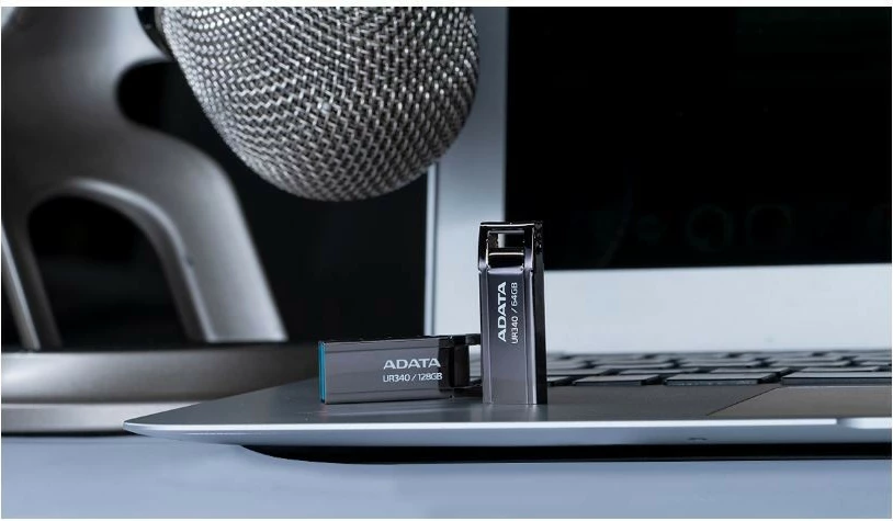 Pendrive Adata UR340, 128GB, USB 3.2 Gen1, e zezë