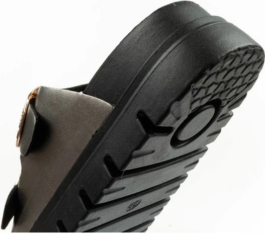 Shlapa platforme për femra Lee Cooper LCW-26-35-4461L, argjendi [Madhësia: 38]