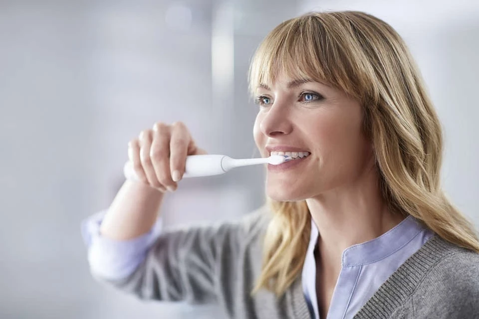 Furçë dhëmbësh elektrike Philips Sonicare, e bardhë