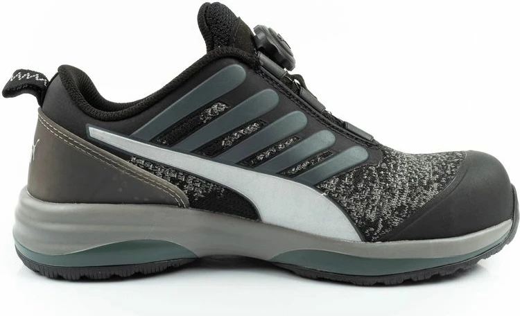 Atlete pune Puma, të zeza