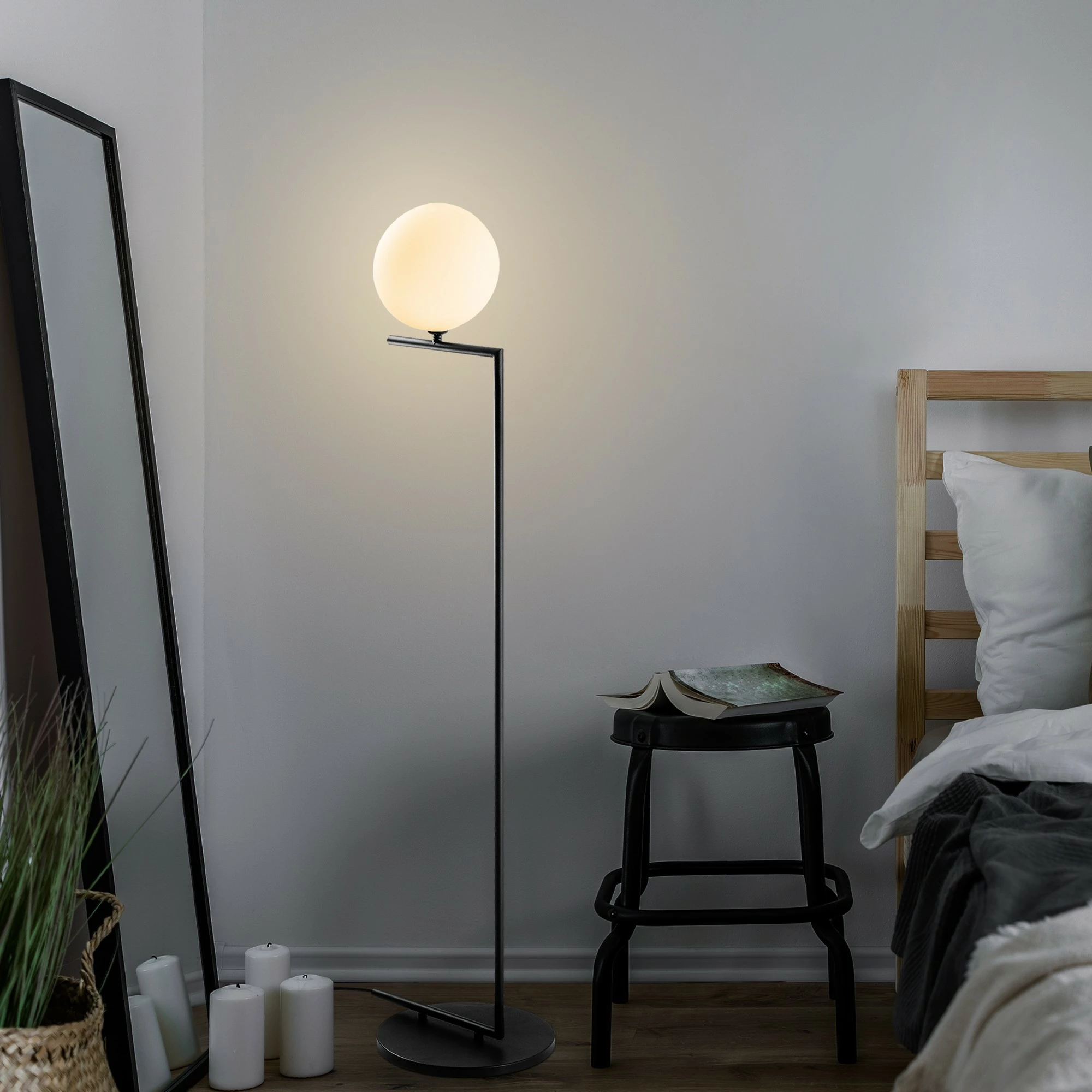 Llambë dyshemeje Opviq, Luminar - 14180, ngjyrë e zezë