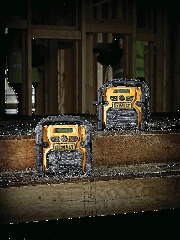 Radio digjitale FM/AM DeWalt DCR019 XR Li-Ion, AC/DC, AUX 3.5 mm, e verdhë/zezë