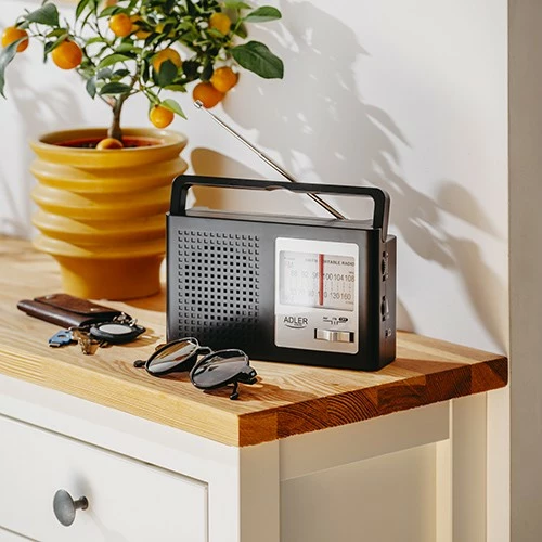 Radio portativ Adler AD1909 AM/FM, mono, 4 W, 3.5 mm jack, e zezë