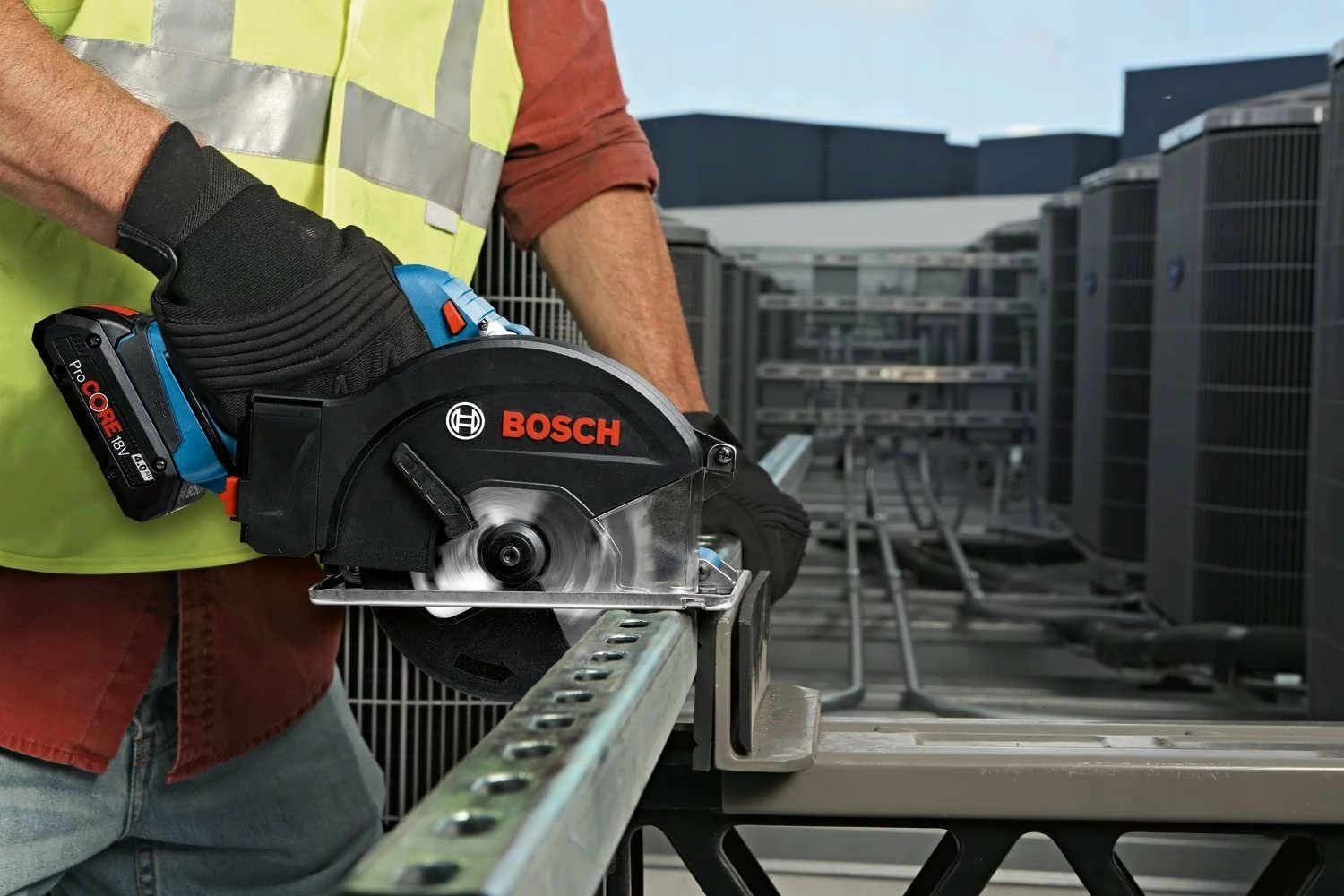 Sharrë rrethore pa kabllo Bosch GKM 18V-50 (06016B8001) 18V, L-BOXX, blu