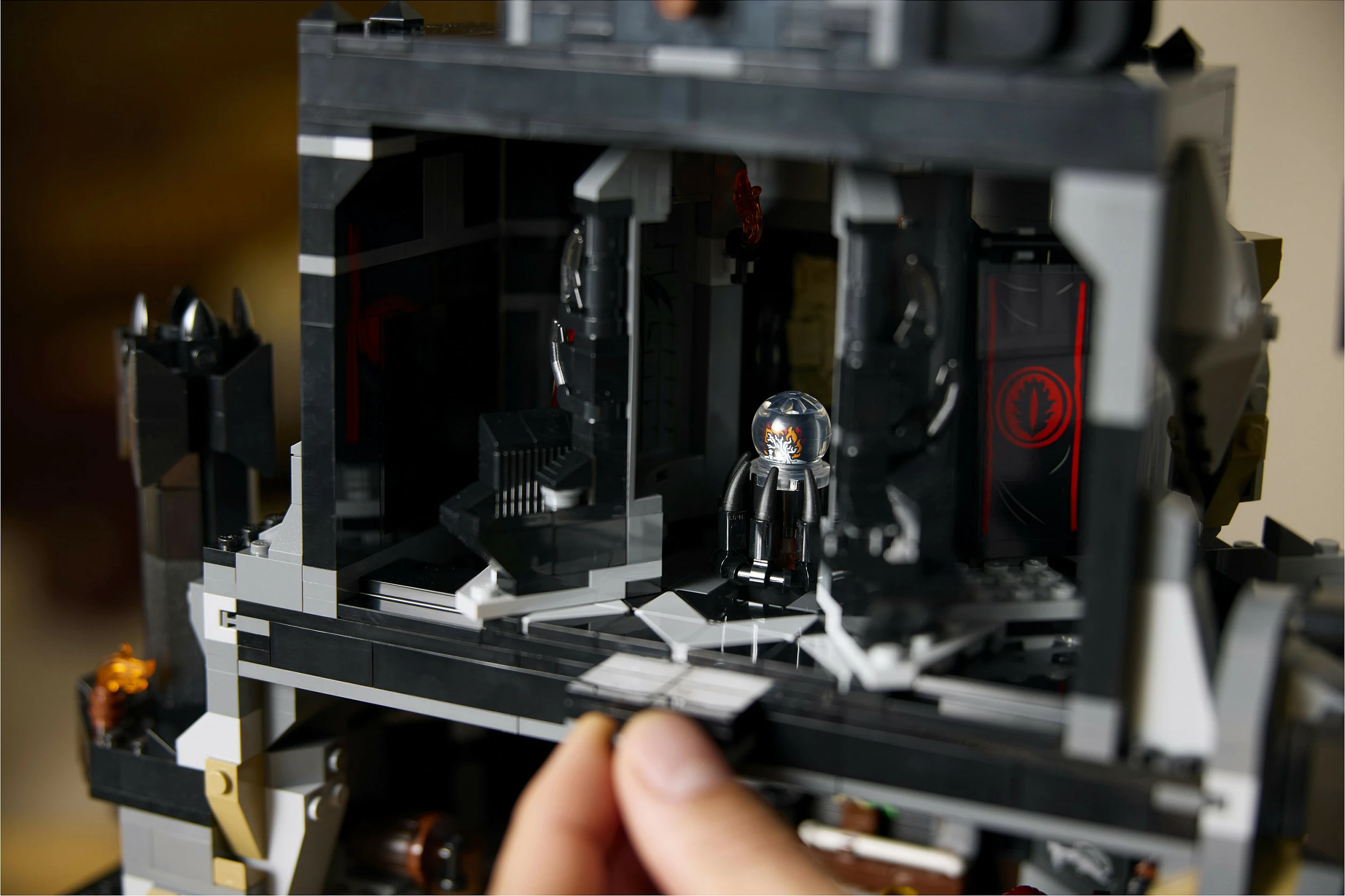 Set ndërtimi LEGO Icons The Lord of the Rings 10333 Barad-dûr, 5471 copë, 18+, shumëngjyrësh