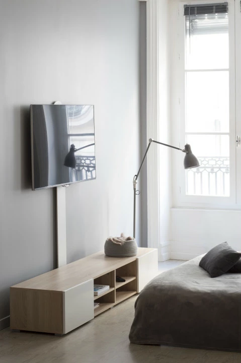 STANDiT 400 Mbështetje fikse për televizor në mur pa shpime