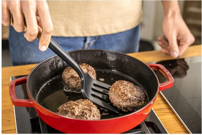 Turner STAUB, 31 cm, silikon