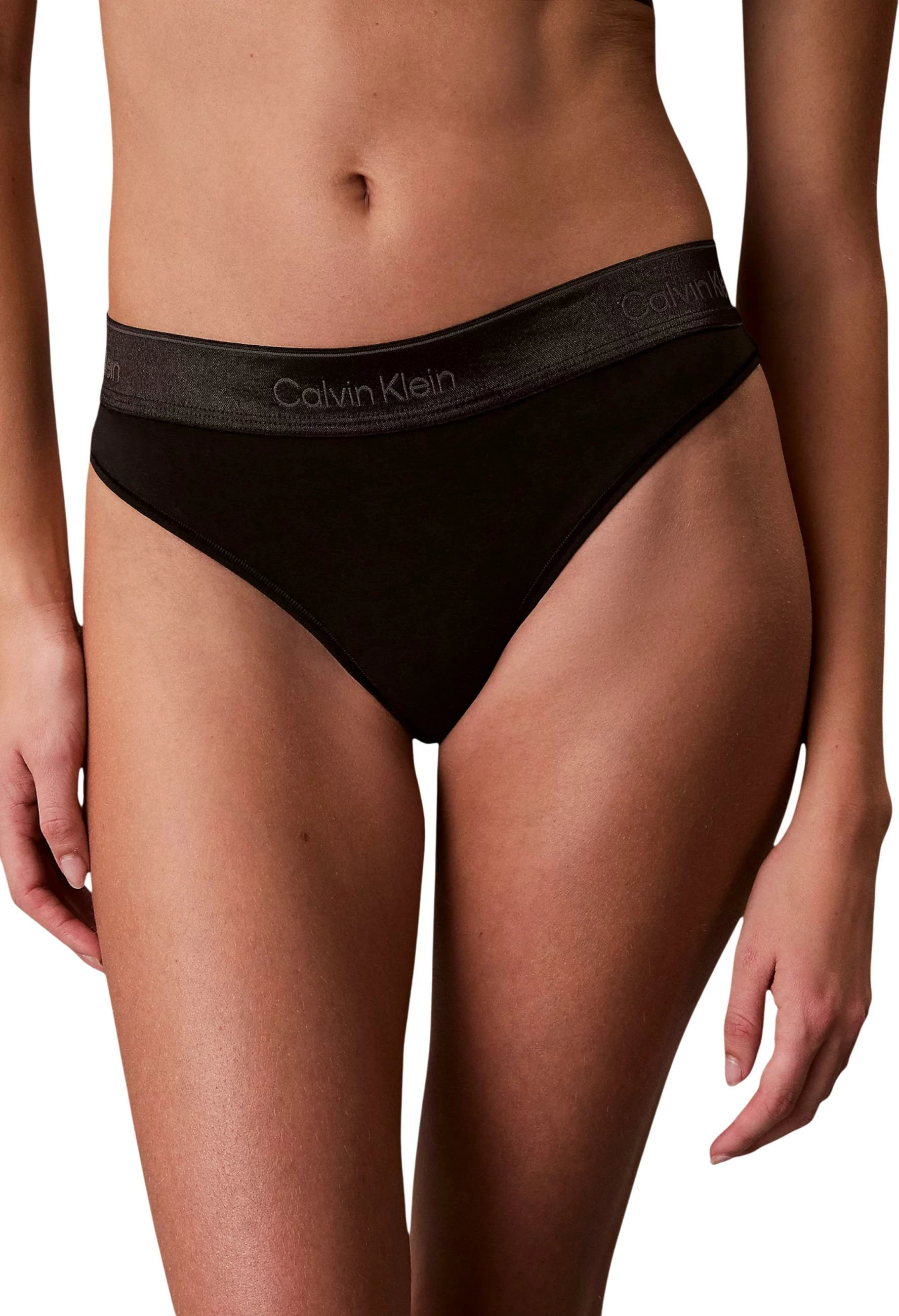 Të brendshme tanga për femra Calvin Klein Underwear LV00QF8826, të zeza