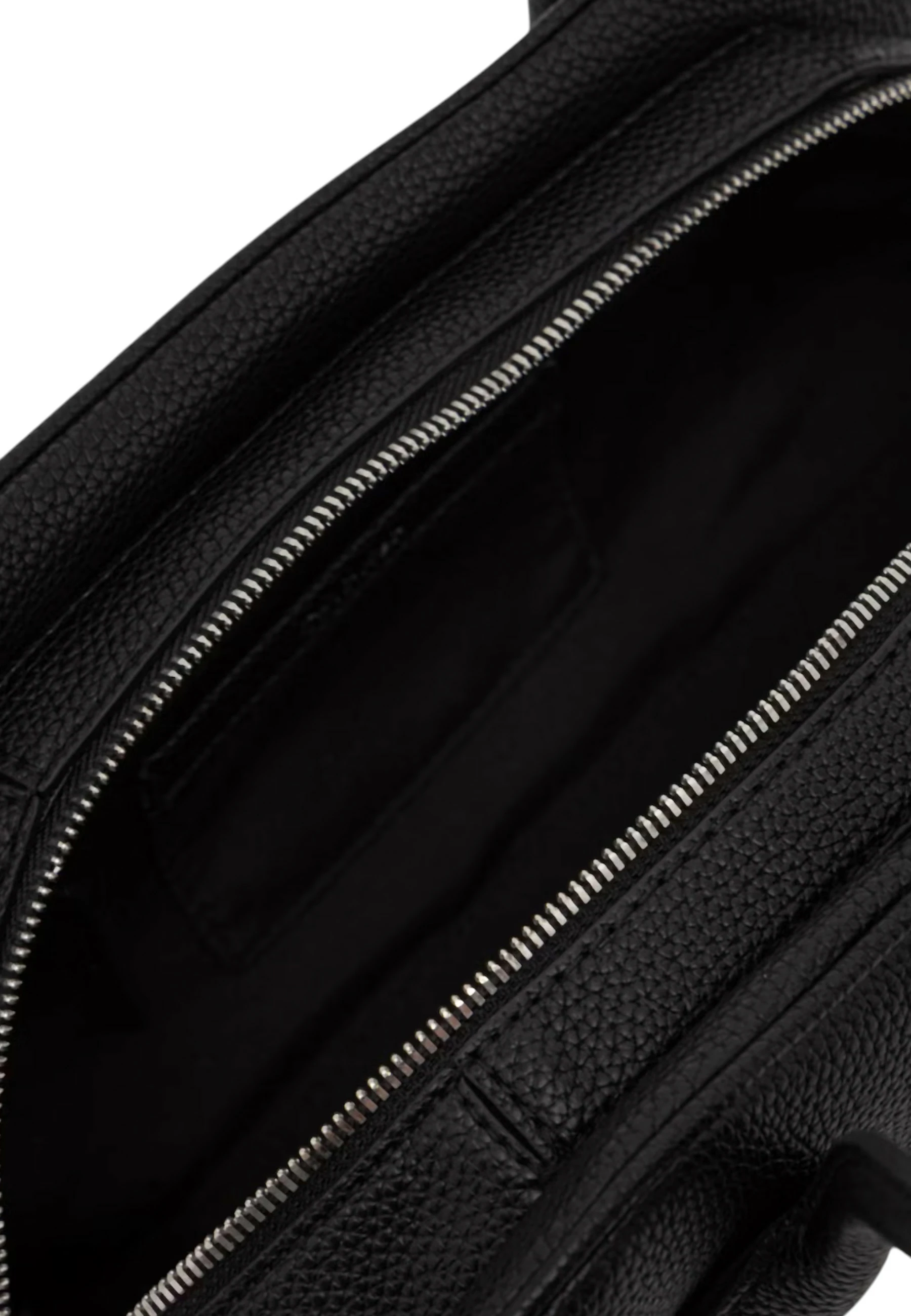 Çantë krahu Calvin Klein Emblem Trio Pebble LV04F3743G për femra, e zezë