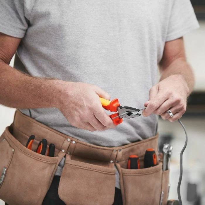 Set veglash dore VDE VONHAUS 3500066, 15 copë, kuqe/verdhë, me çantë