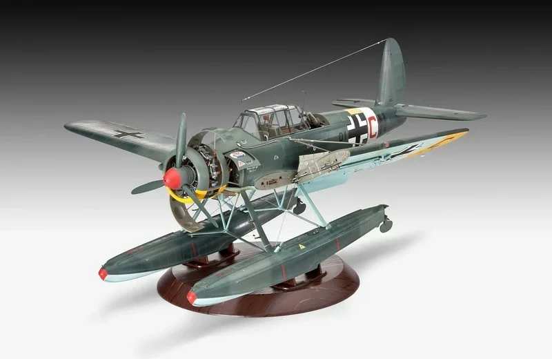 Model plastik avion Revell Arado AR 196A-3, 1:32, 34.6 cm