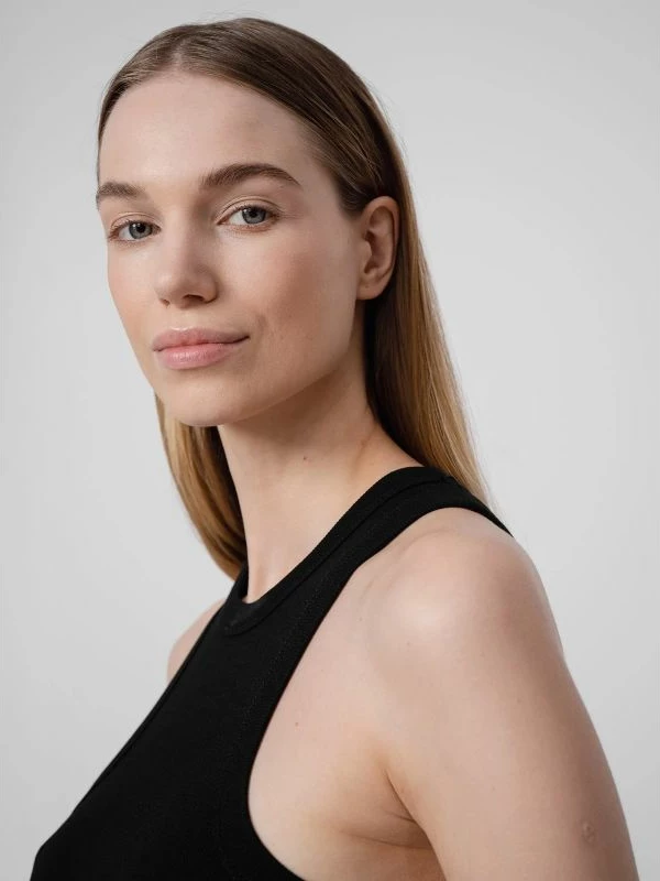 Maicë e shkurtë për femra 4F