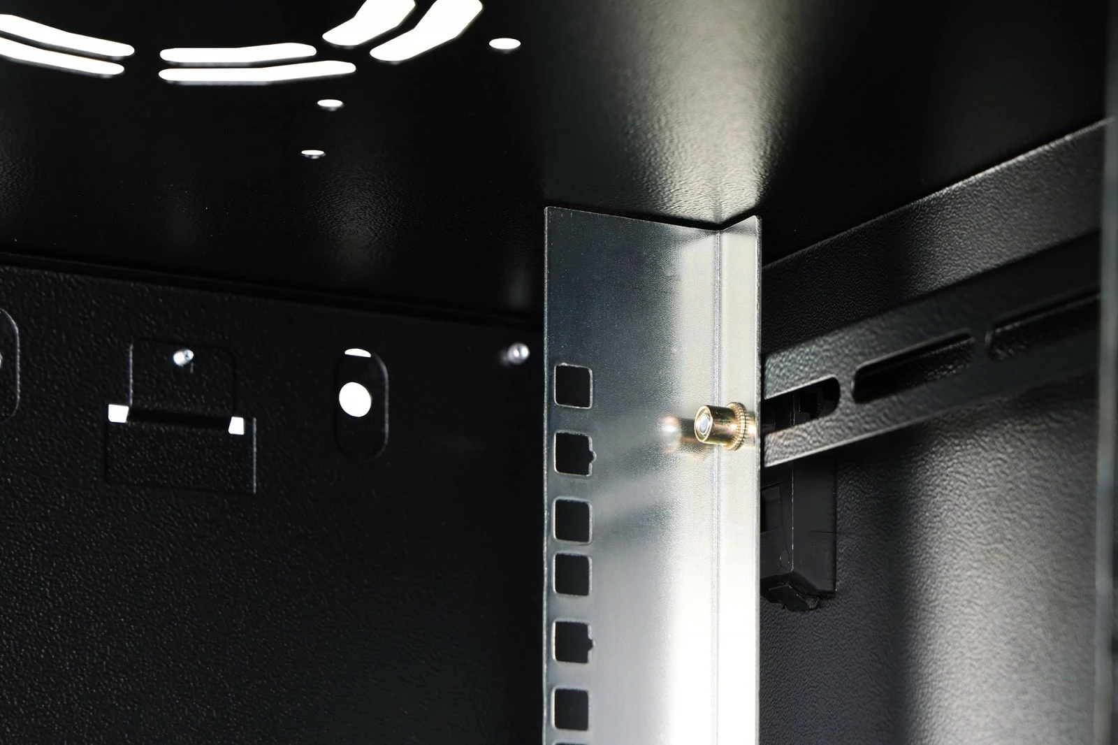 Kabinet rrjeti i montueshëm në mur, Digitus DN-37109, 19" 12U, 607x600x450mm, derë xhami, 60kg, i pa-montuar, e zezë