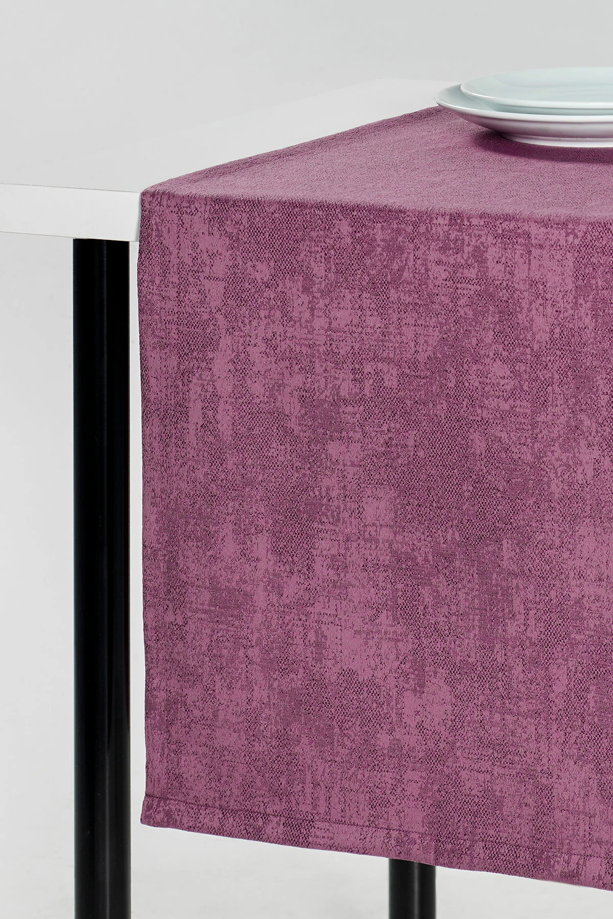 Raner Hermia, Milano, ngjyrë damson, 45x150cm