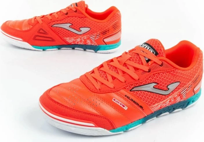 Atlete futbolli Joma, portokalli