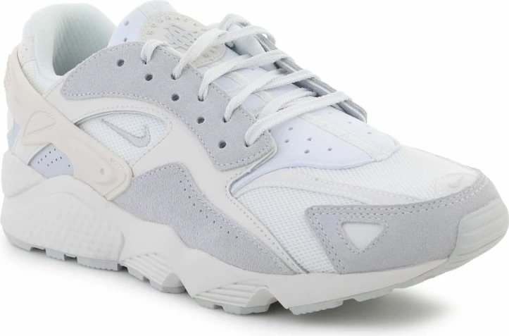 Atlete për meshkuj Nike, të bardha