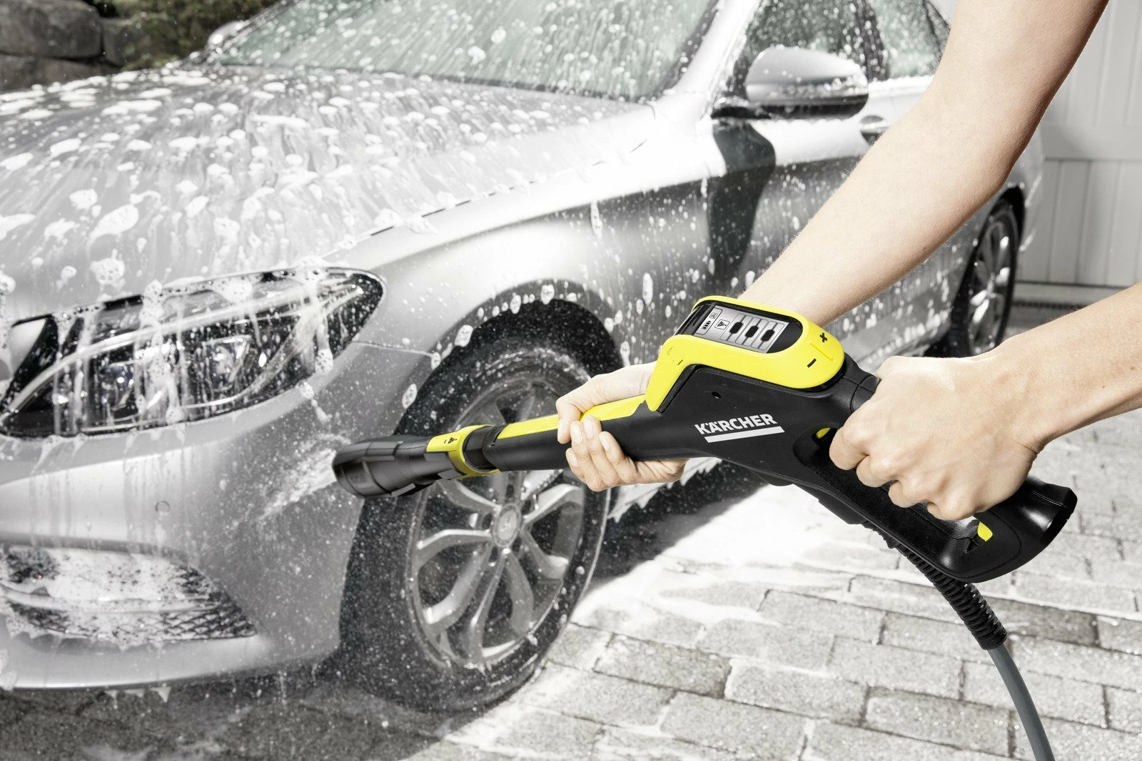 Aparat larës me presion Karcher K 5 Premium Smart Control Flex Home 1.324-735.0 145 bar 2.1 kW zorrë 10 m set Home T 5 + 1 L detergjent, verdhë/zi
