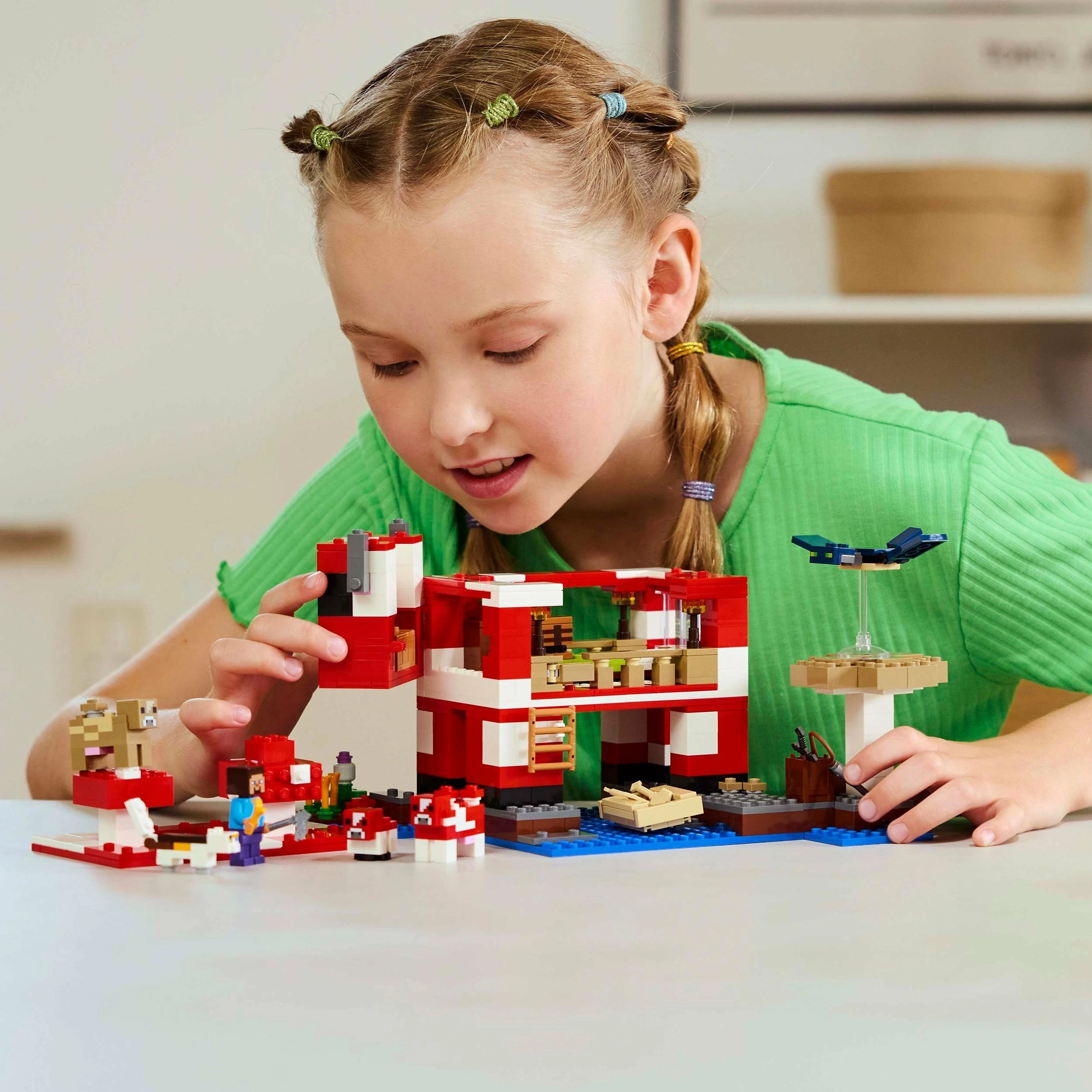 Set LEGO Minecraft LEGO 21270 The Mushroom Cow House, 500 copë, 8+