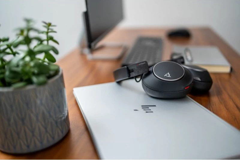 Headset stereo Yakimasport Voyager Surround 80 UC USB-C/A, e zezë