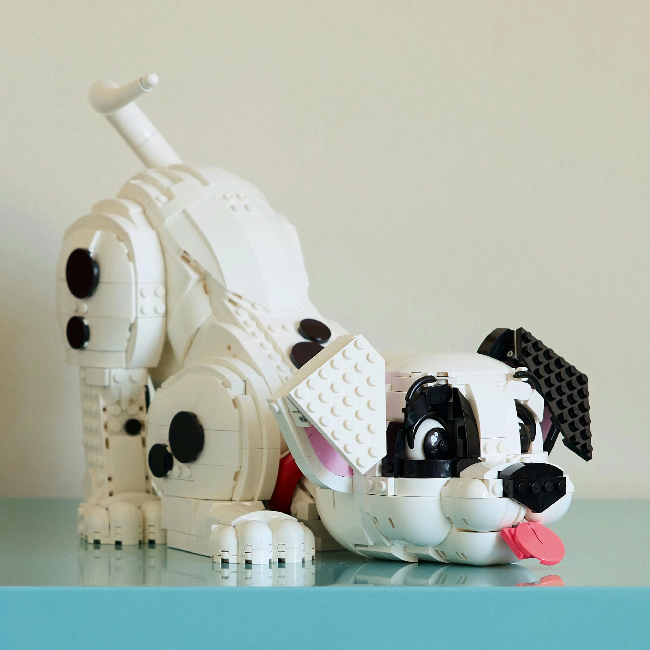 Set LEGO Disney 101 Dalmatians "Puppy" 43269, 1722 copë, 22 cm, 18+