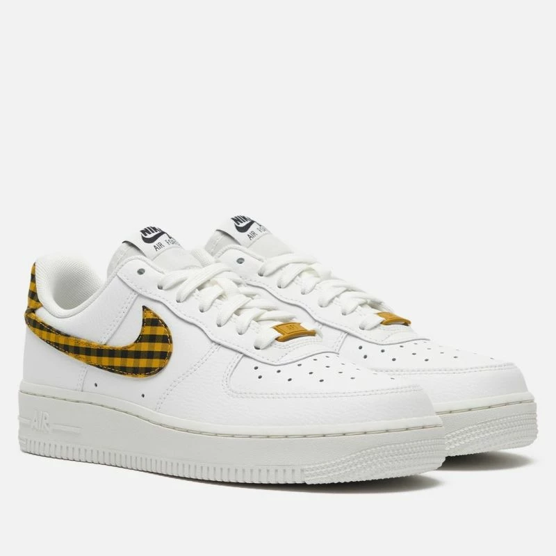 Atlete femra Nike Air Force 1 '07 ESS Trend DZ2784-102