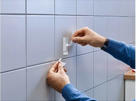 Gozhdë ngjitëse Tesa Powerstrips, për pllaka dhe metal, 2 copë, 4 kg, e bardhë