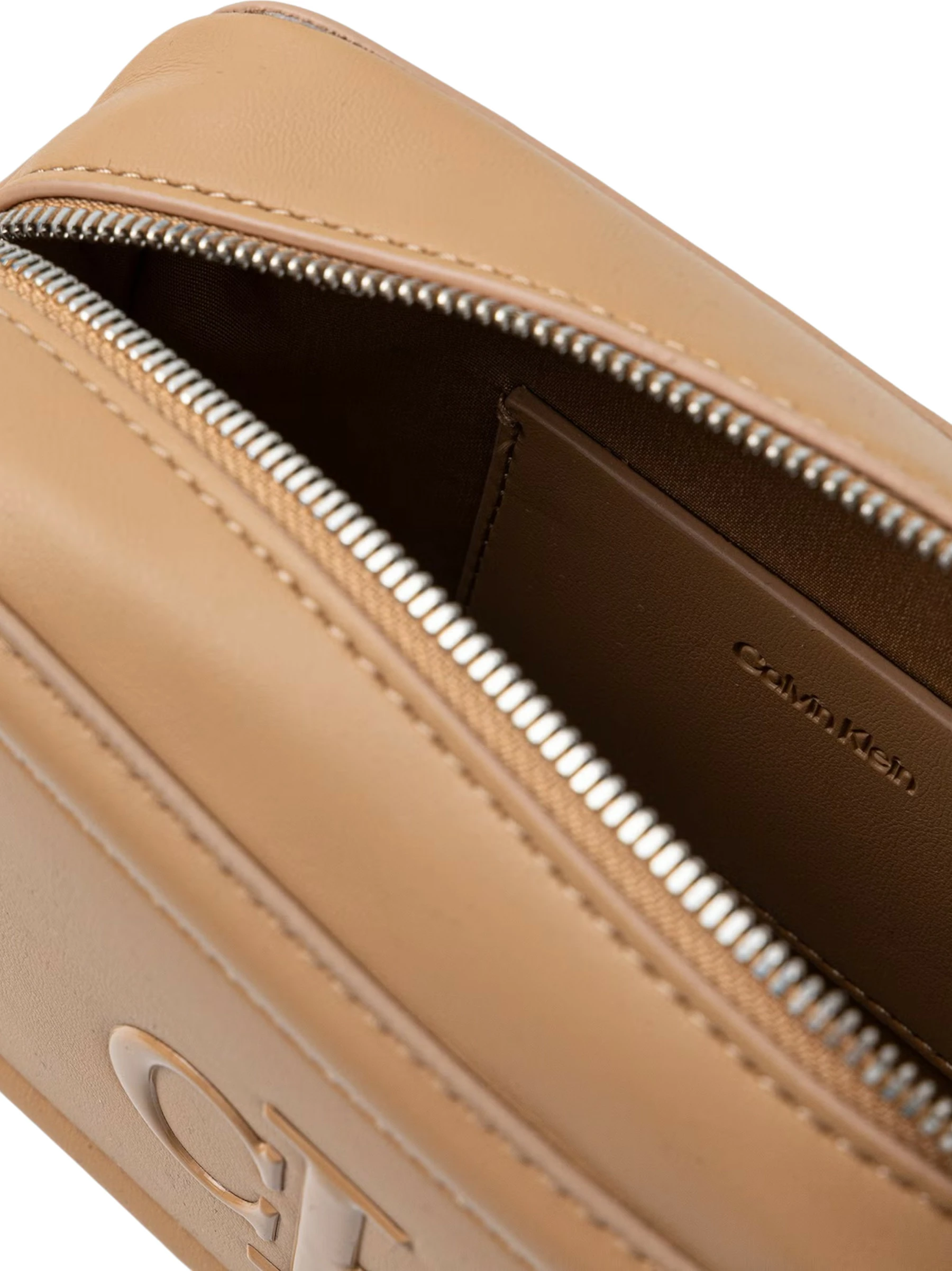 Çantë crossbody Calvin Klein BOLD CK Camera Bag LV04F3220G për femra, bezhë