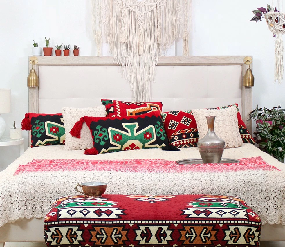 Jastëk dekorativ Esmeli v2, ngjyrë e kuqe, Evila Originals, 50x50cm