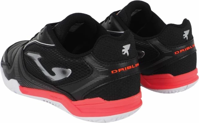 Atlete futbolli Joma për meshkuj, të zeza