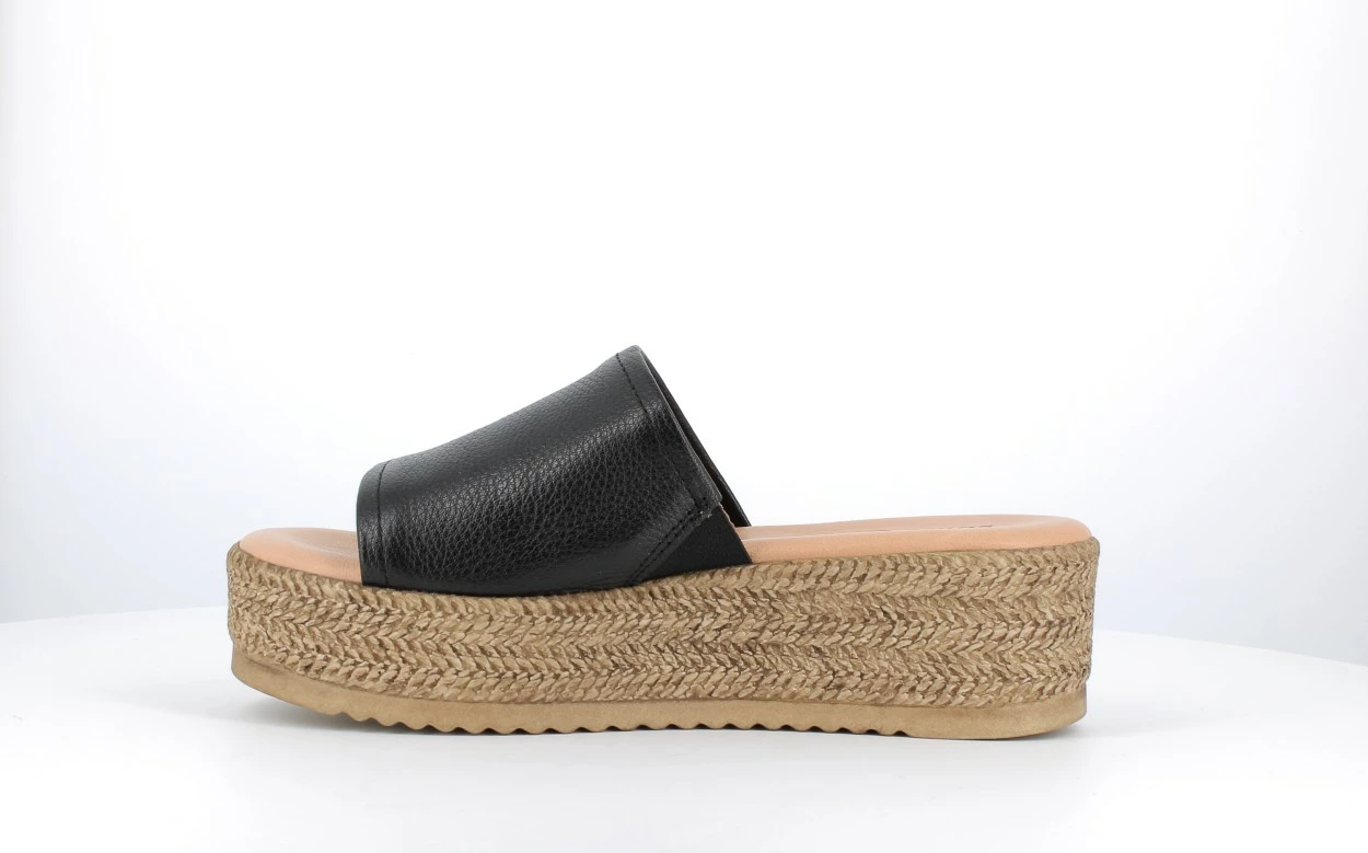 Sandale per femra MIA, të zeza 