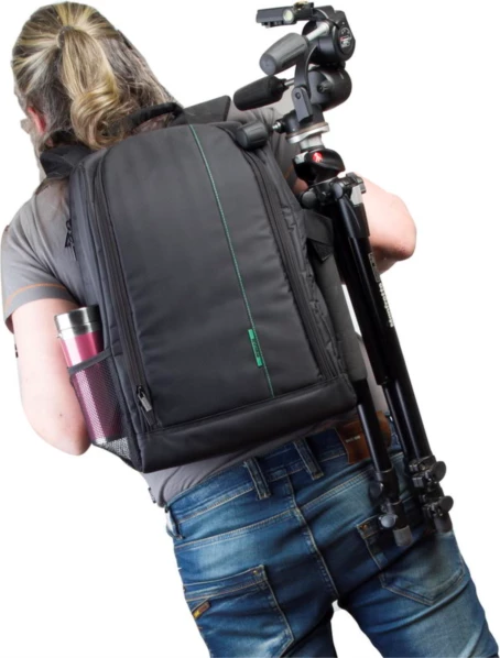 çantë shpine për kamera RIVACASE SLR 7490 PS, për DSLR + 3-4 lente, ndarje laptopi 15.6\", e zezë