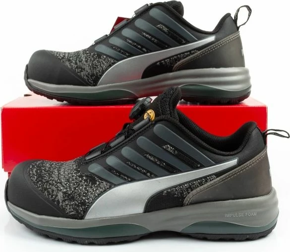 Atlete pune Puma, të zeza