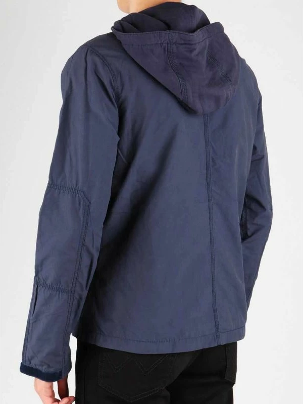 Jakne Guess për meshkuj