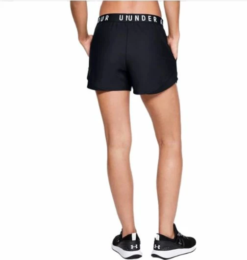 Shorce sportive për femra Under Armour, të zeza
