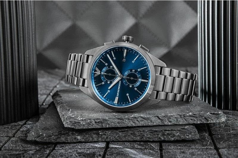 Orë dore për meshkuj Emporio Armani, titanium