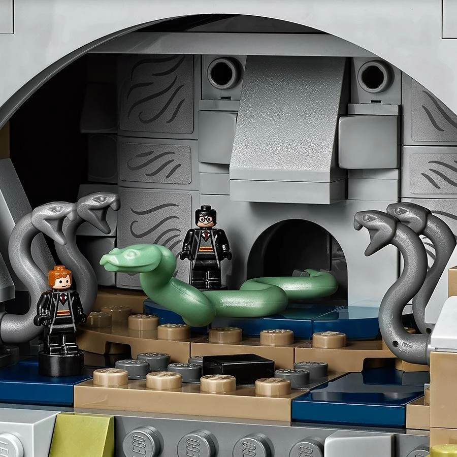 Set LEGO Harry Potter Hogwarts Castle 71043, 6020 elemente, 16+