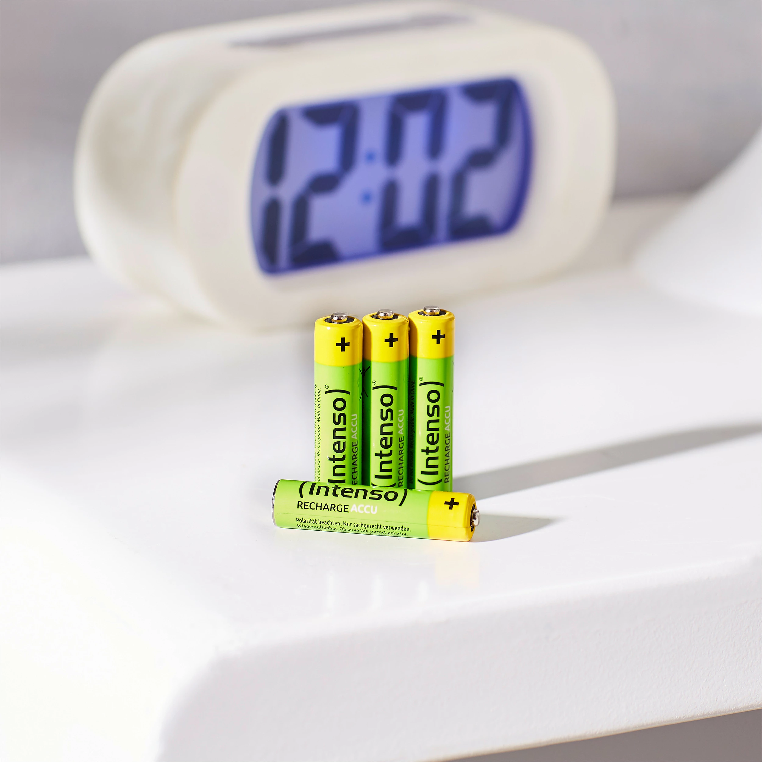 Bateri të rikarikueshme Intenso AAA NiMH 850 mAh, 4 copë, 1.2V, jeshile/verdhë
