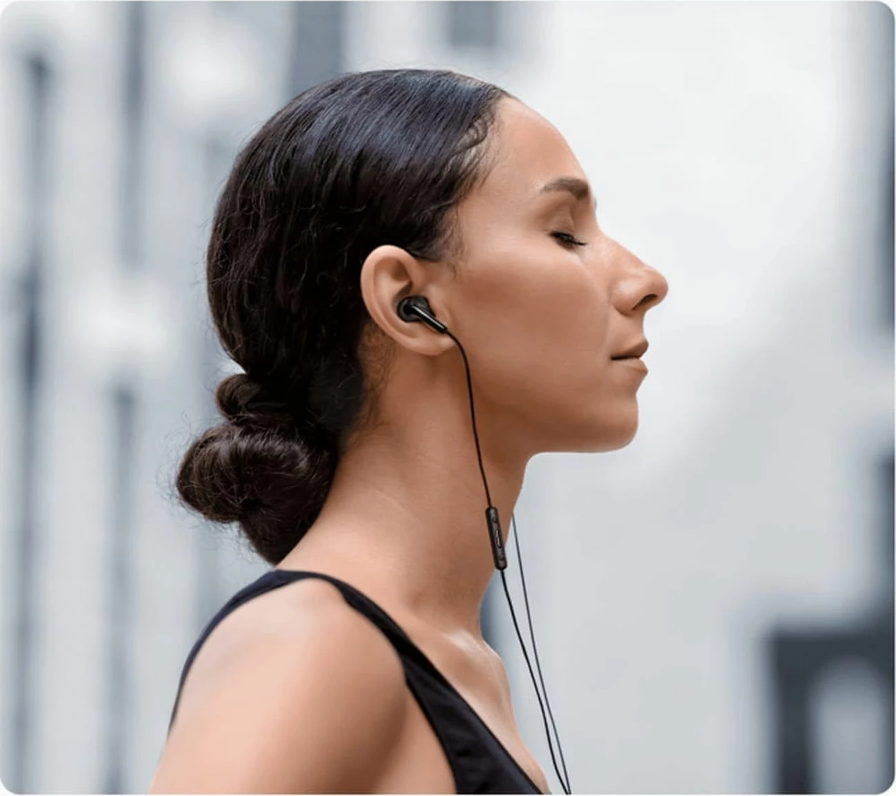 Kufje Xiaomi BHR8931GL in-ear me kabllo USB-C, me mikrofon dhe kontroll 3-butonësh, 12.4mm, IP54, të zeza