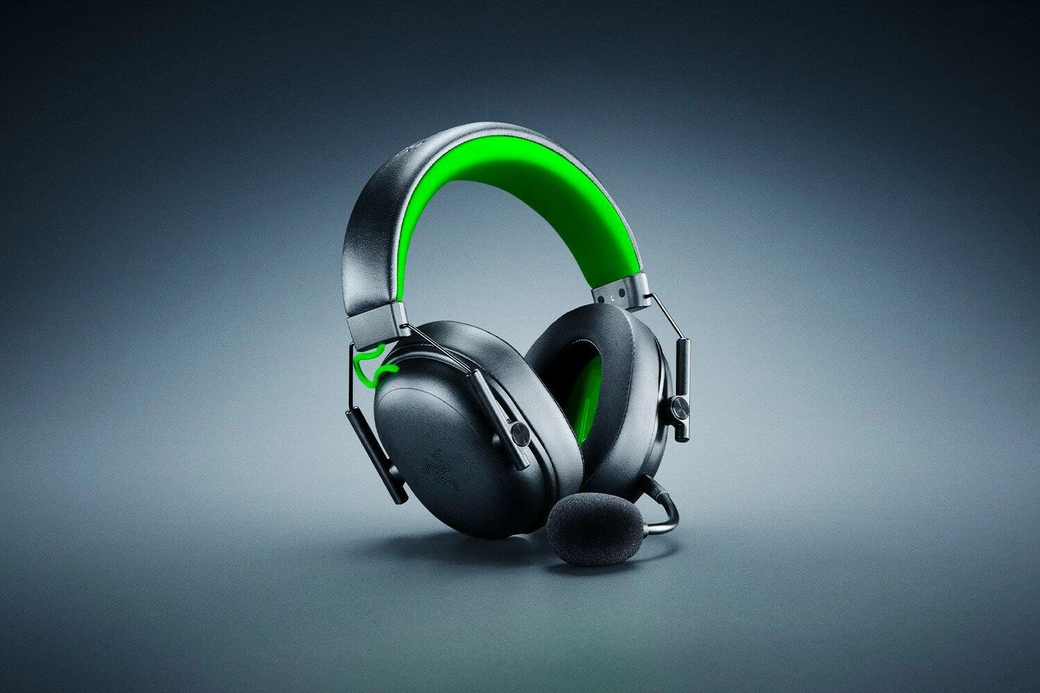 Kufje Razer BlackShark V3 Pro RZ04-05420200-R3M1 për Xbox, wireless + wired, 2.4 GHz, bateri e integrume, 270 g, zi/jeshile, 1 copë