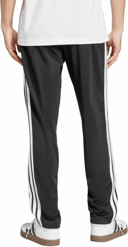 Pantallona për meshkuj adidas 3-Stripes Tricot Regular-Fit Open Hem JI8802, të zeza [Madhësia: S]