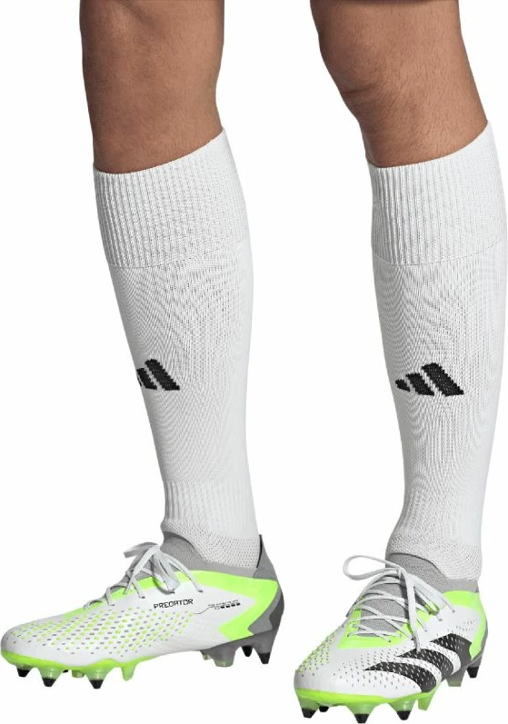 Atlete për futboll për meshkuj adidas, të bardha