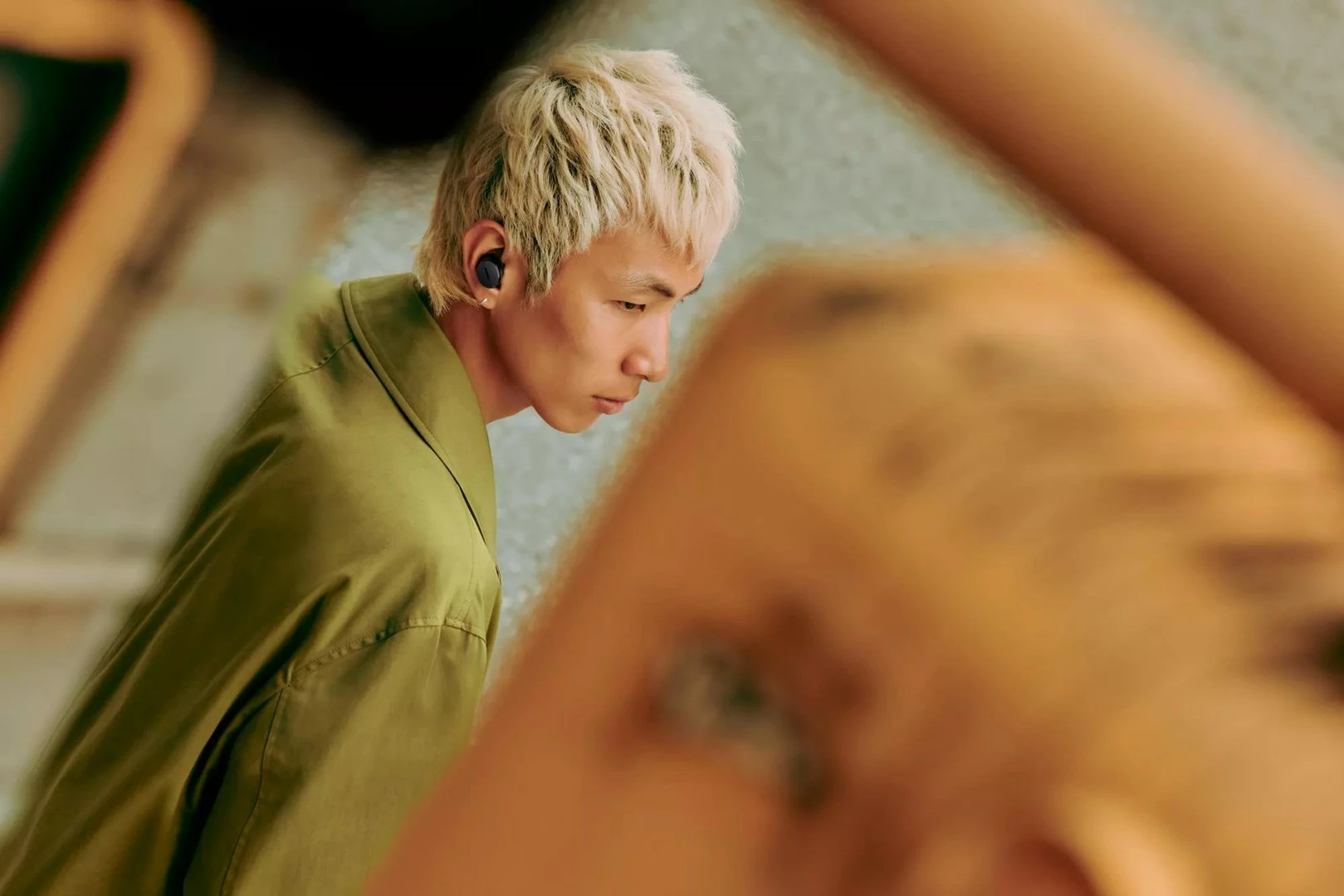 Kufje Bose 888507-0100, wireless, Bluetooth 5.3, me kuti karikimi, të zeza