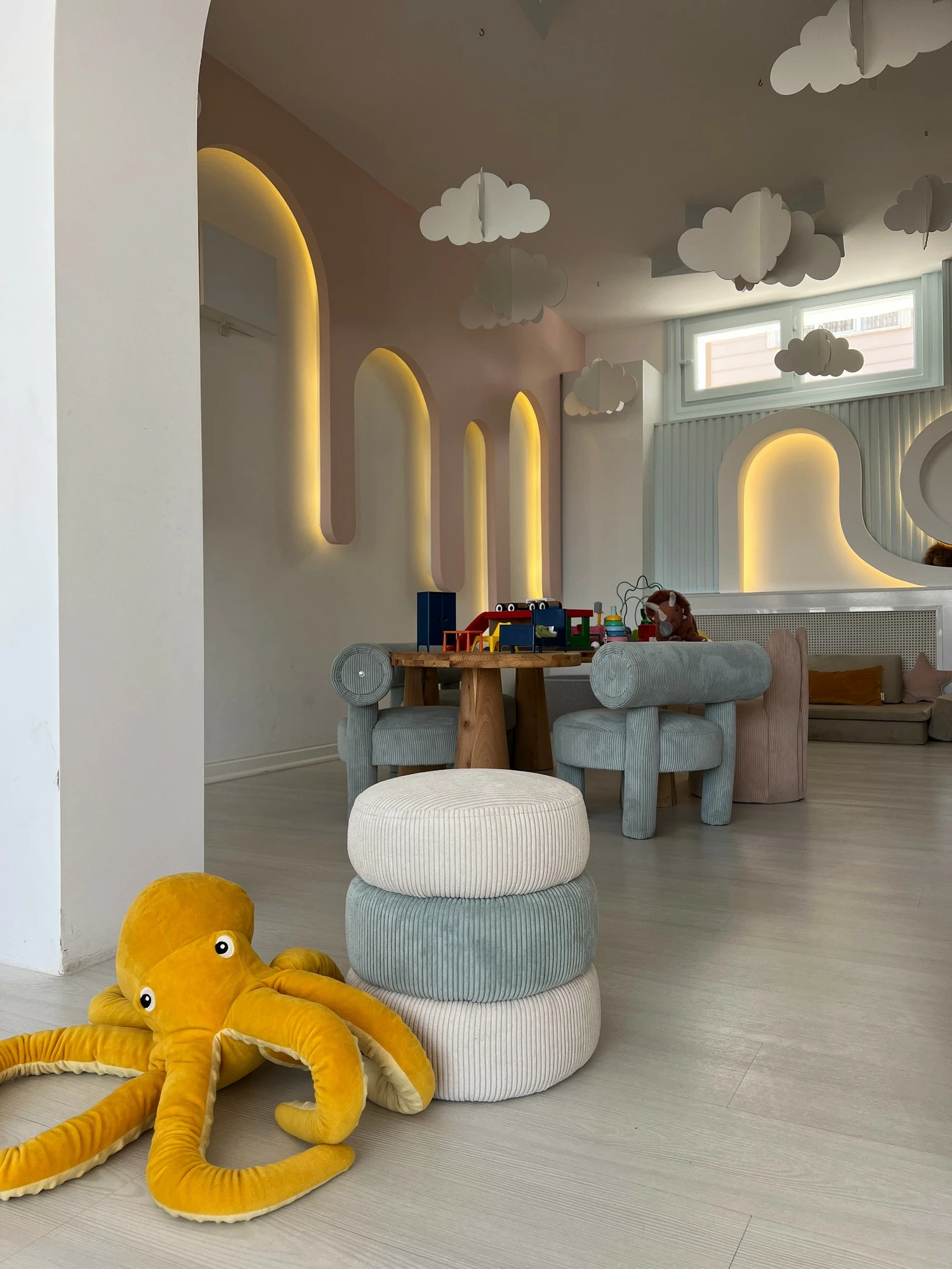 Puf Atelier del Sofa, Miniboum, ngjyrë kaltër-bardhë