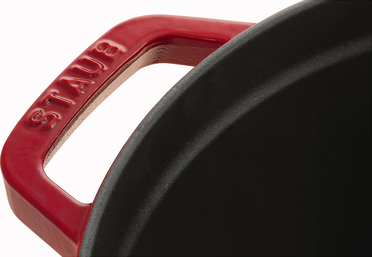 Tenxhere gize Staub La Cocotte 28cm, e kuqe