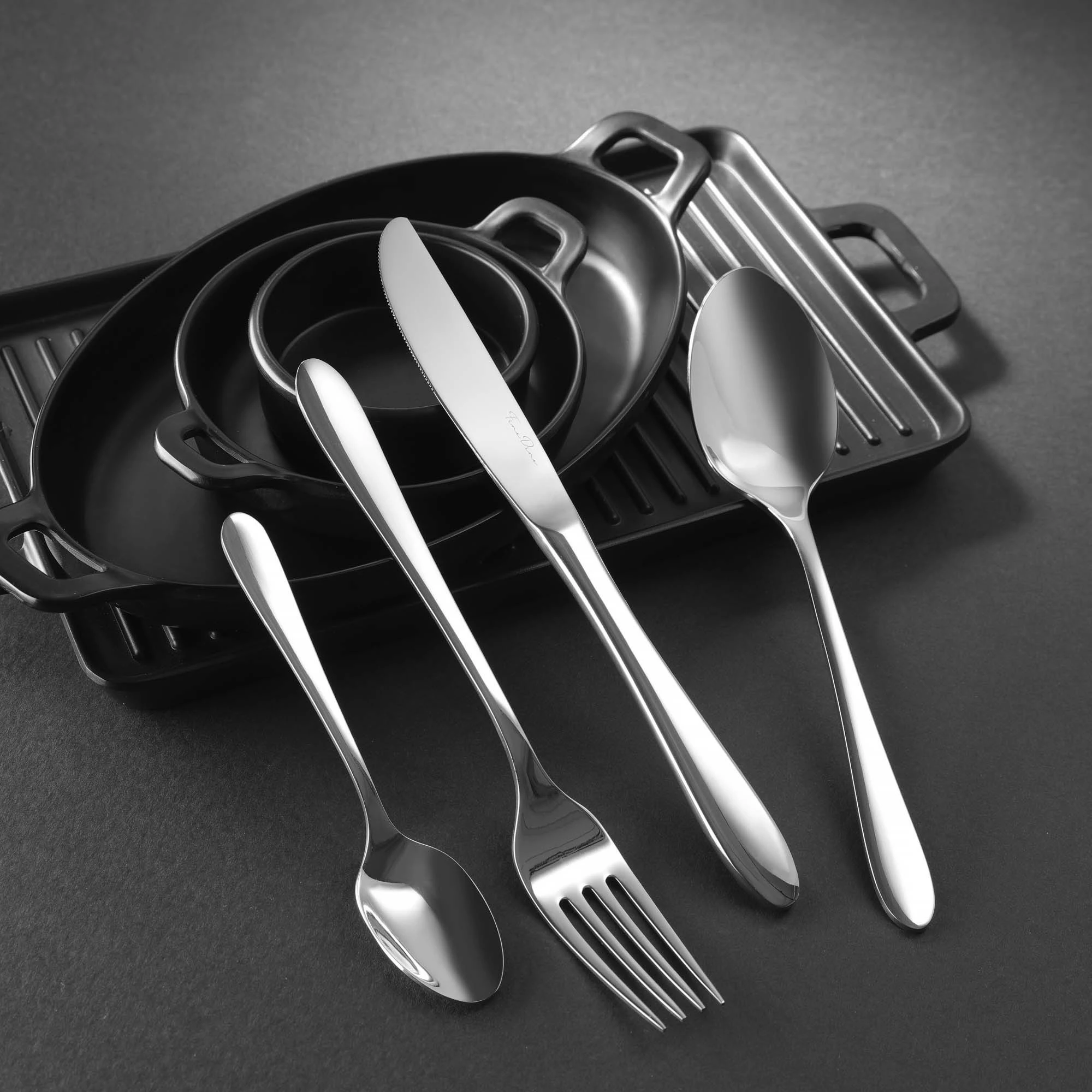 Lugë latte Fine Dine 192 mm, çelik inox 18/10, set 12 copë, argjendtë