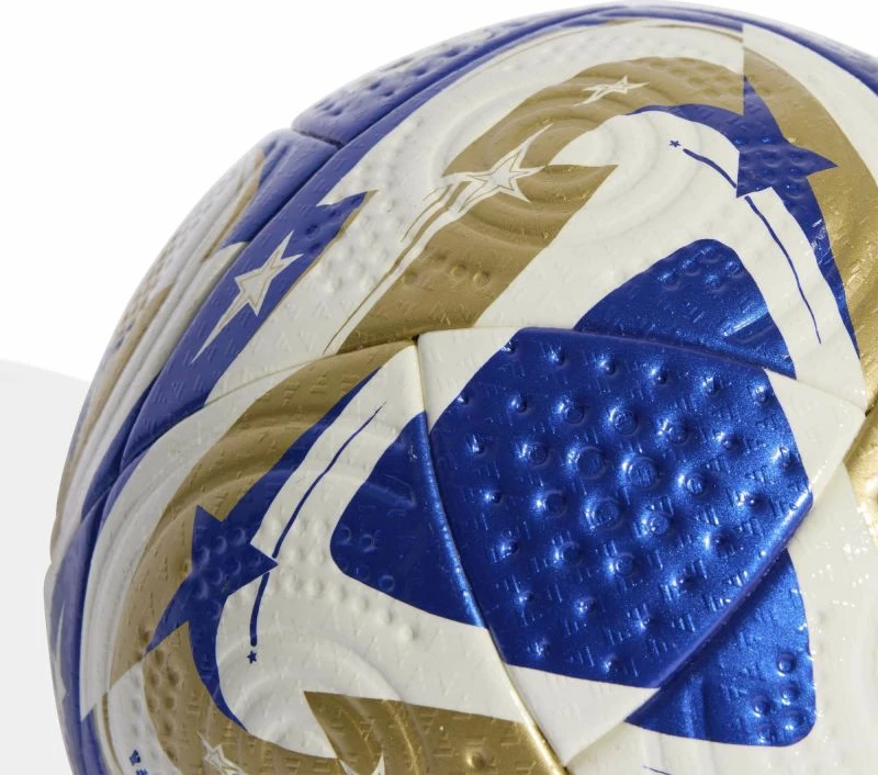 Top futbolli adidas, madhësia 5 [Madhësia: 5]