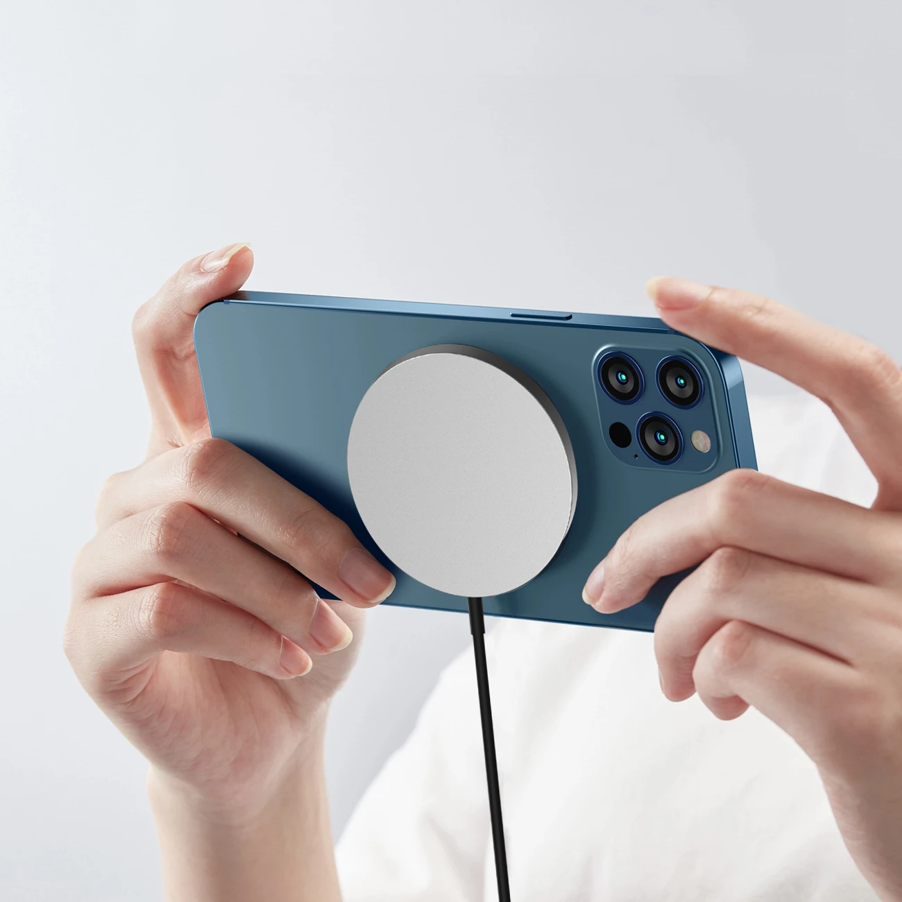 Karikues pa kabllo magnetik Dudao A12XS 15W, MagSafe kompatibil, me kabllo USB-C, zi