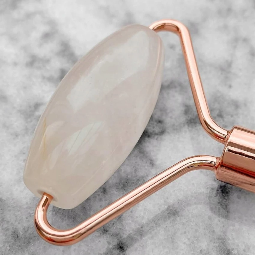 Revolution Skincare - Clear Quartz Facial Roller